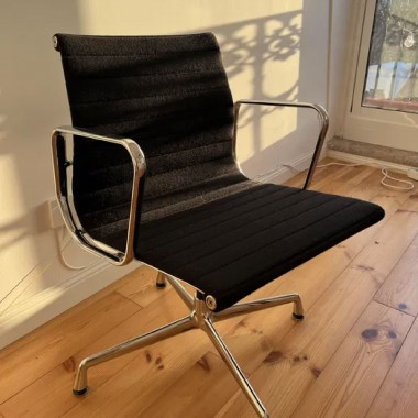 Item unico a decorrer completo d